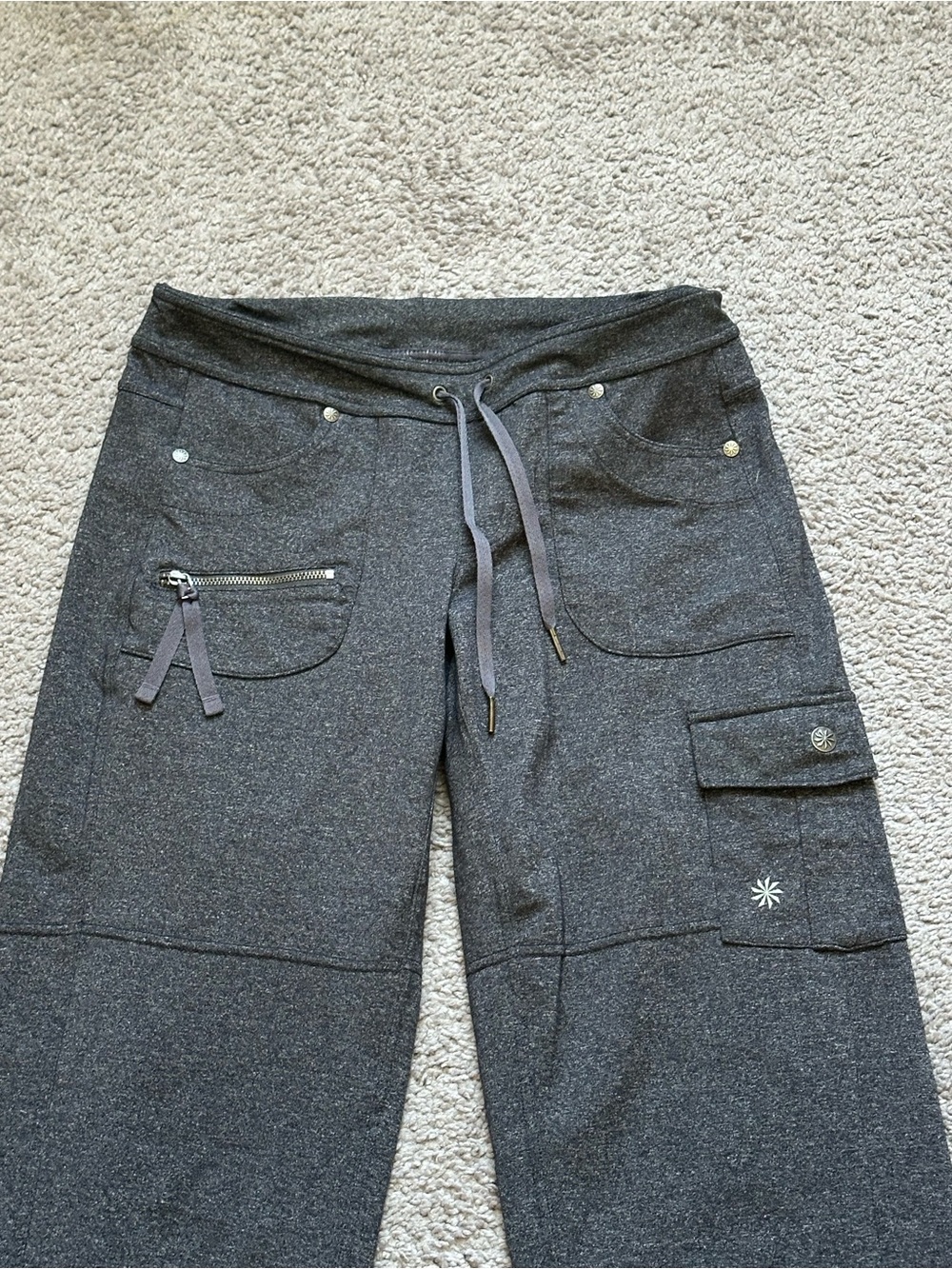 Athleta Bettona Boyfriend Jogger heathered grey size xs - Picture 3 of 8